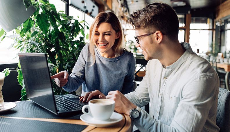 how to tell if a girl is flirting with you