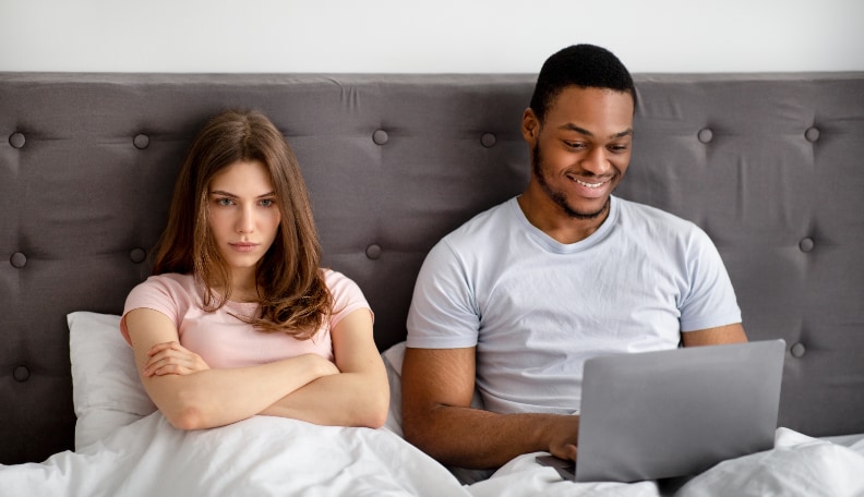 how to get your boyfriend's attention