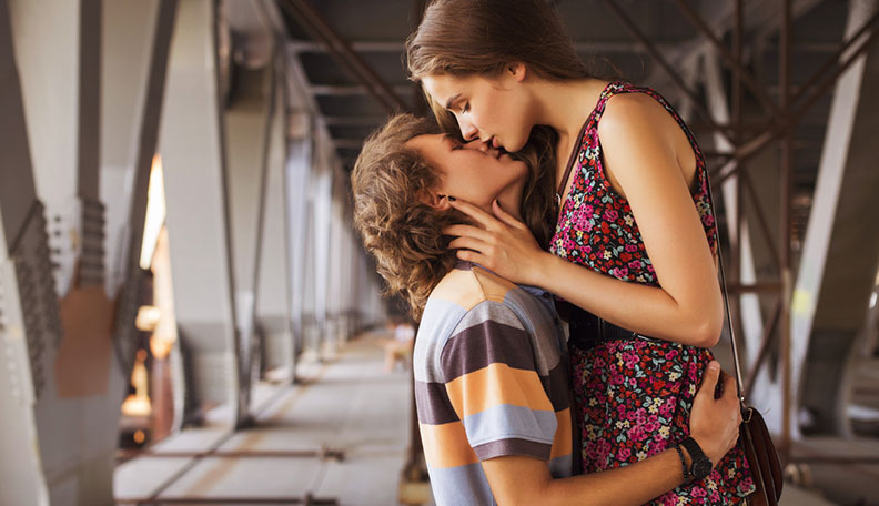 signs she wants to be exclusive with you