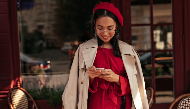 texting before the first date