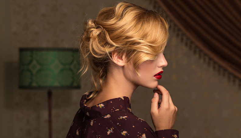 signs of low self-esteem in a woman