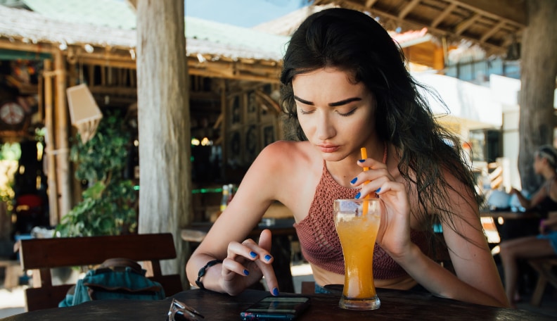 mixed signals from a girl