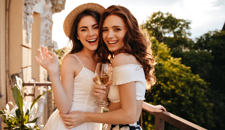 how to make the first move on a guy