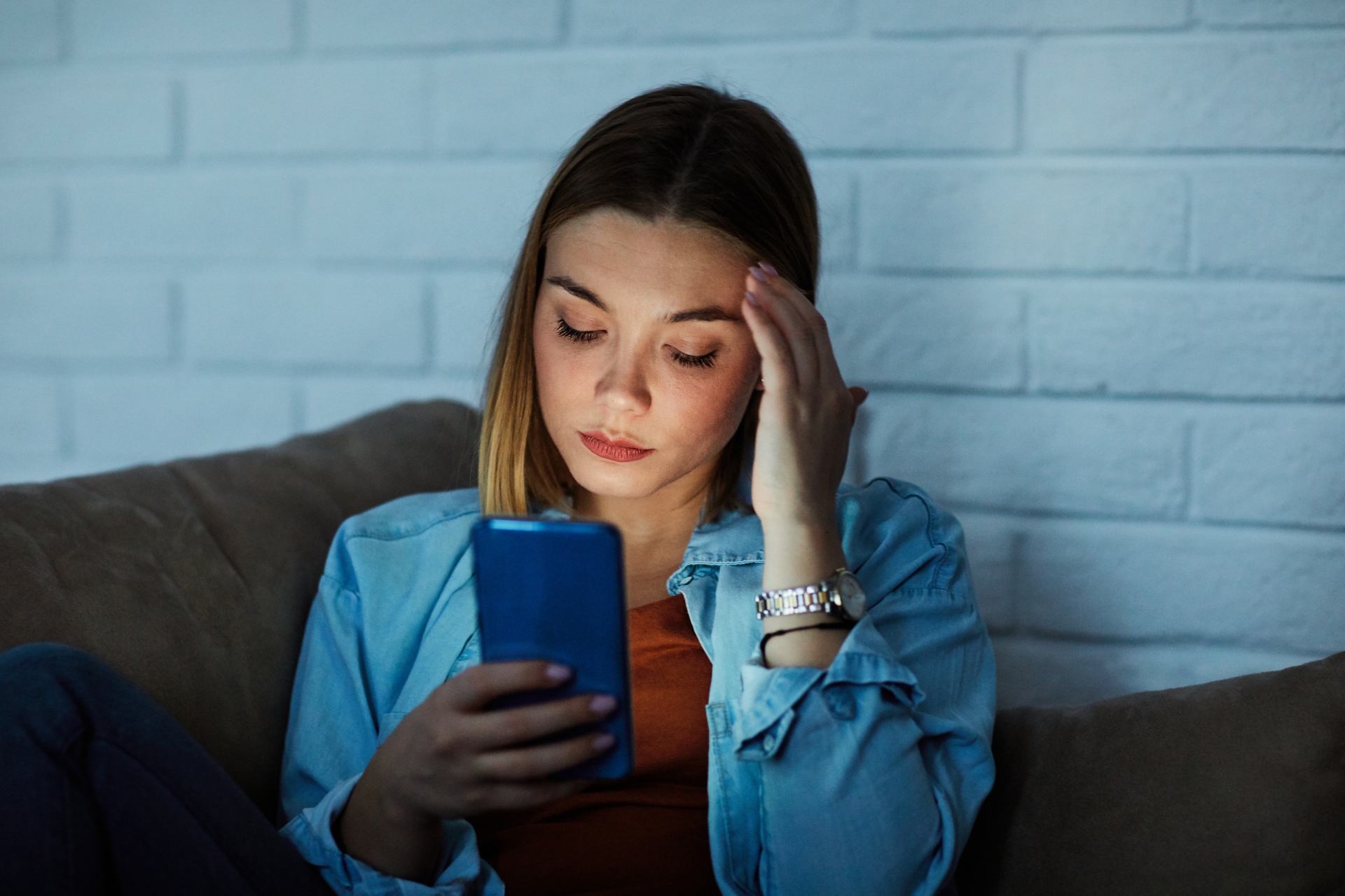 hurt a narcissist make them miserable